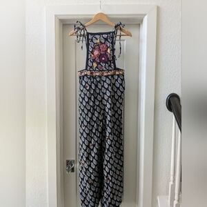 Anthropologie floral embroidered wide leg overalls size 6
